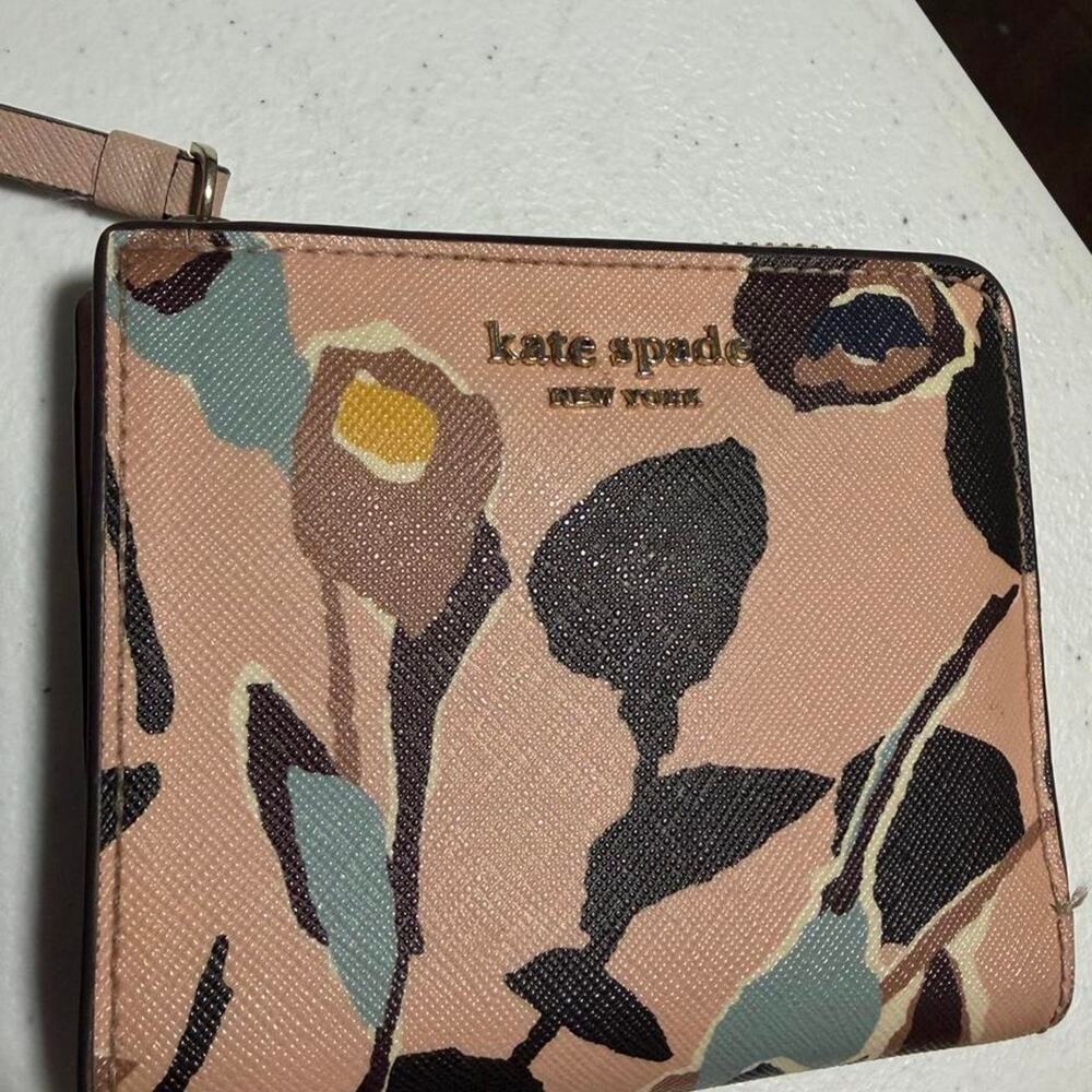 Kate spade new york pink floral wallet